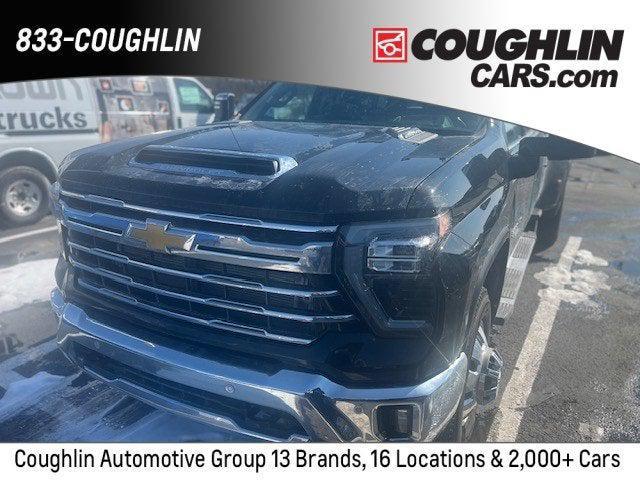 used 2024 Chevrolet Silverado 3500 car, priced at $63,990