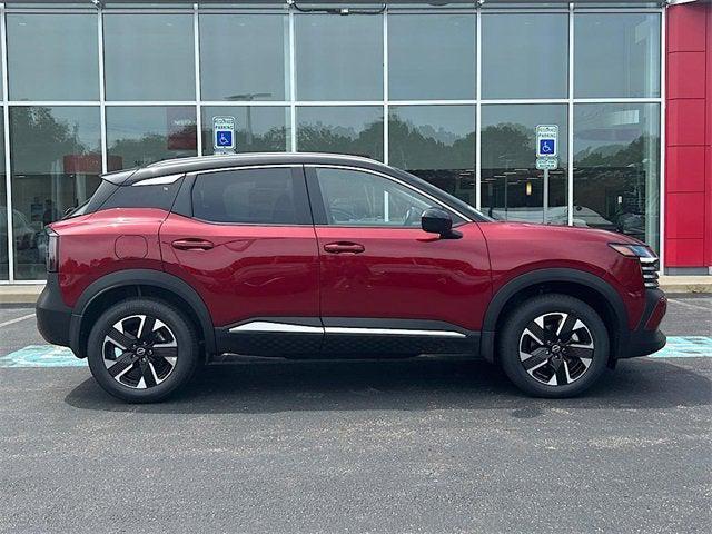 new 2025 Nissan Kicks car, priced at $28,979