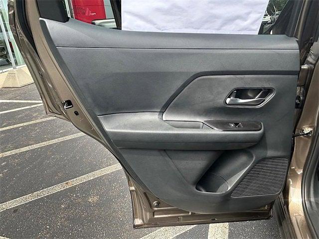 new 2025 Nissan Kicks car, priced at $28,256