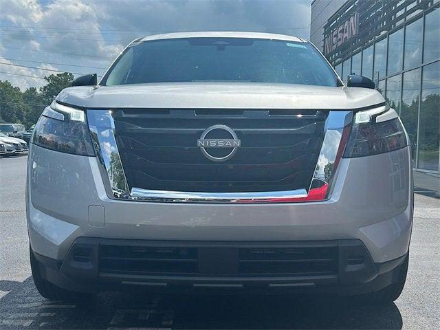 new 2025 Nissan Pathfinder car, priced at $40,360