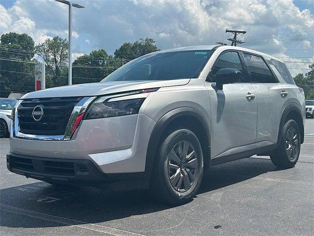 new 2025 Nissan Pathfinder car, priced at $40,360