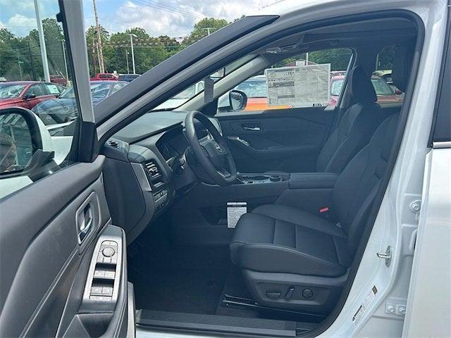 new 2025 Nissan Rogue car, priced at $33,666