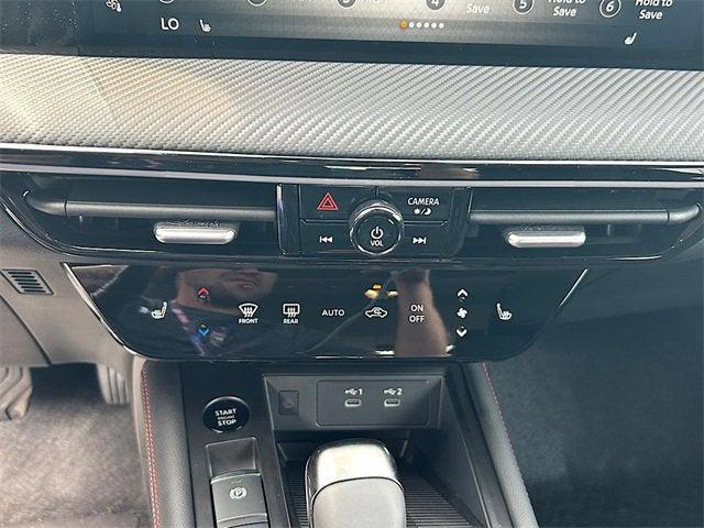 new 2025 Nissan Kicks car, priced at $31,076