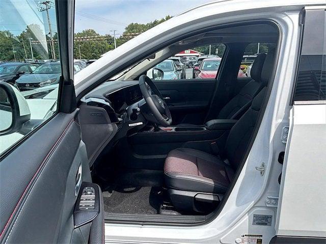 new 2025 Nissan Kicks car, priced at $31,076