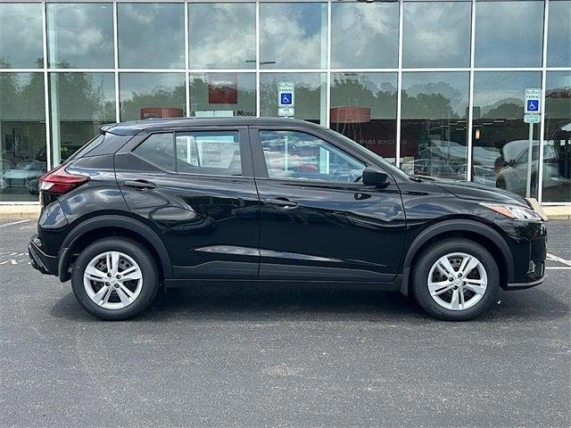 new 2025 Nissan Kicks car, priced at $23,257