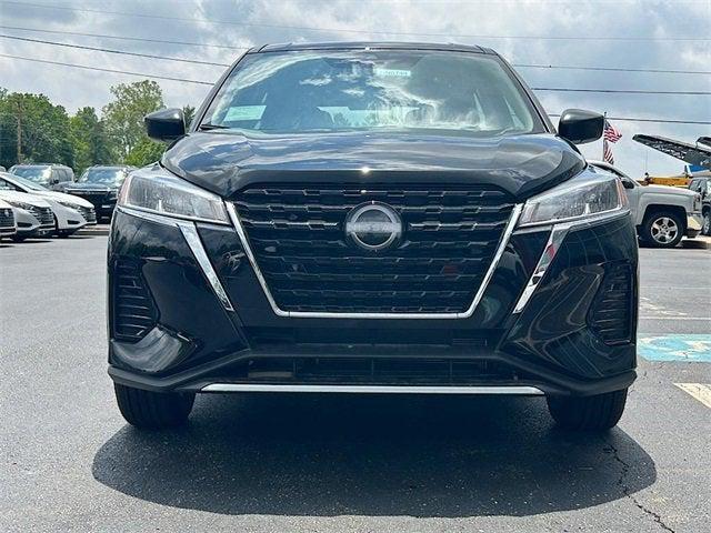 new 2025 Nissan Kicks car, priced at $23,257