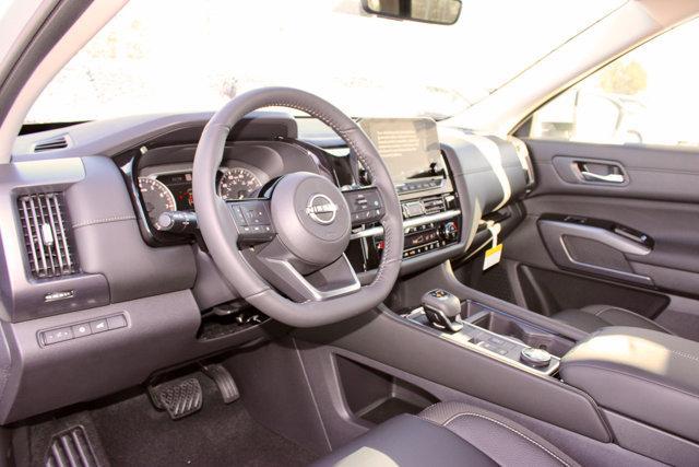 new 2025 Nissan Pathfinder car, priced at $43,485