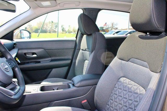 new 2025 Nissan Kicks car, priced at $26,455