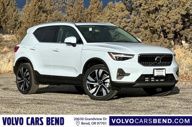 new 2025 Volvo XC40 car, priced at $50,825