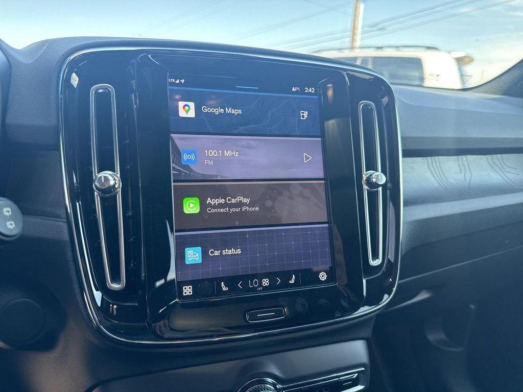 used 2023 Volvo XC40 Recharge Pure Electric car, priced at $33,290
