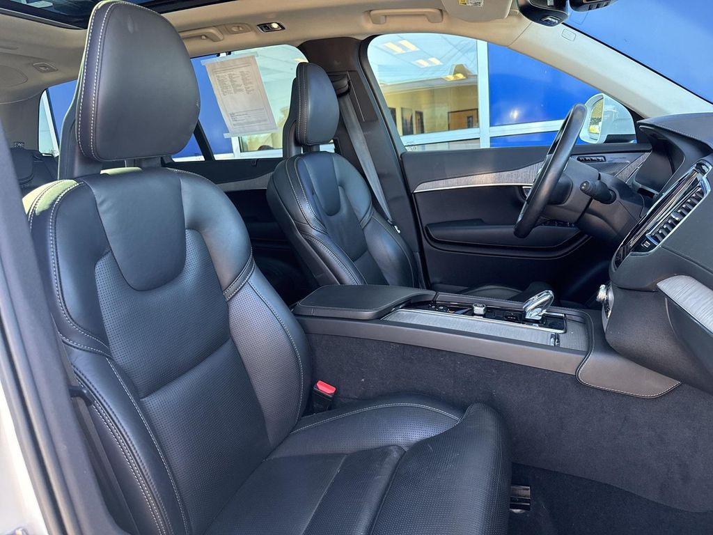 used 2022 Volvo XC90 Recharge Plug-In Hybrid car, priced at $41,190