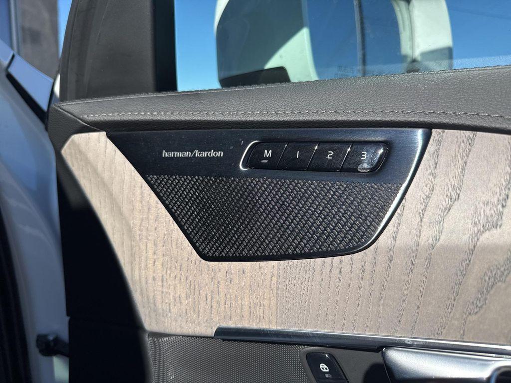 used 2022 Volvo XC90 Recharge Plug-In Hybrid car, priced at $41,190