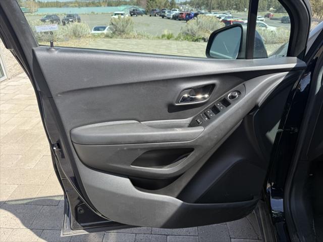 used 2021 Chevrolet Trax car, priced at $15,117