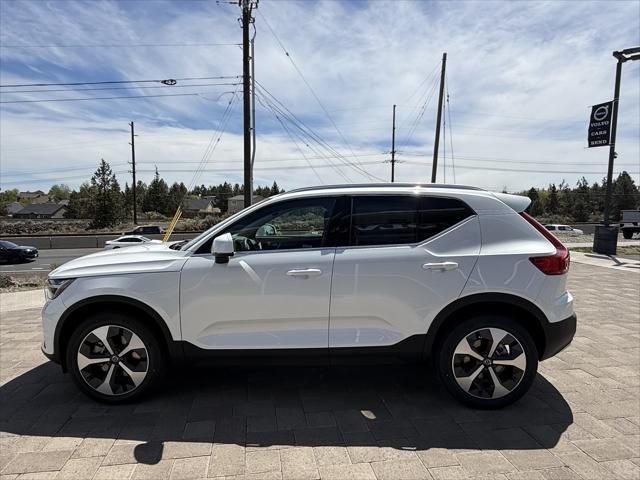 new 2025 Volvo XC40 car, priced at $46,035