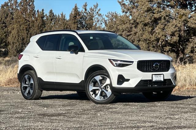 new 2025 Volvo XC40 car, priced at $48,315