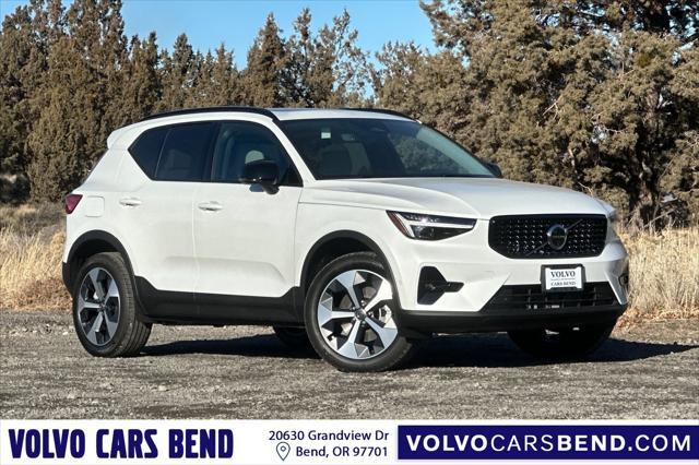 new 2025 Volvo XC40 car, priced at $48,315