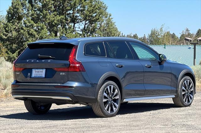 new 2024 Volvo V60 Cross Country car, priced at $58,725