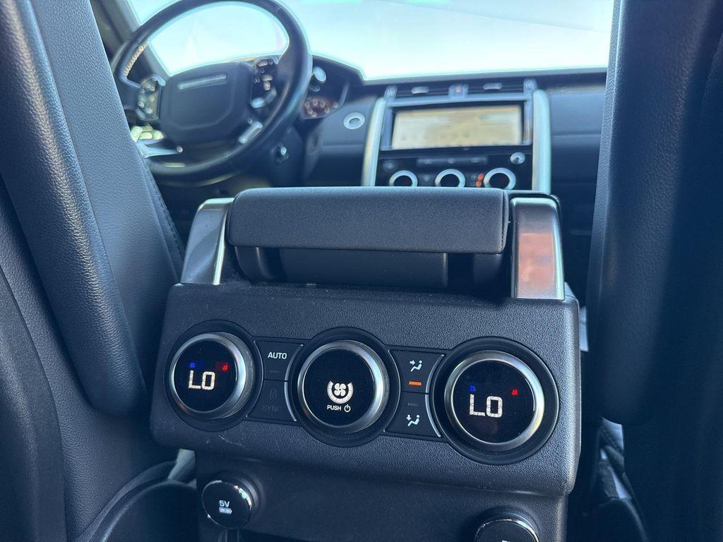 used 2019 Land Rover Discovery car, priced at $21,290