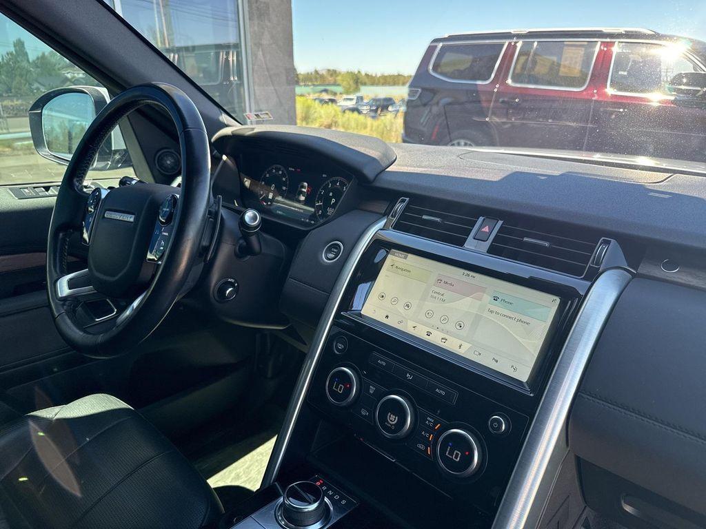 used 2019 Land Rover Discovery car, priced at $21,290