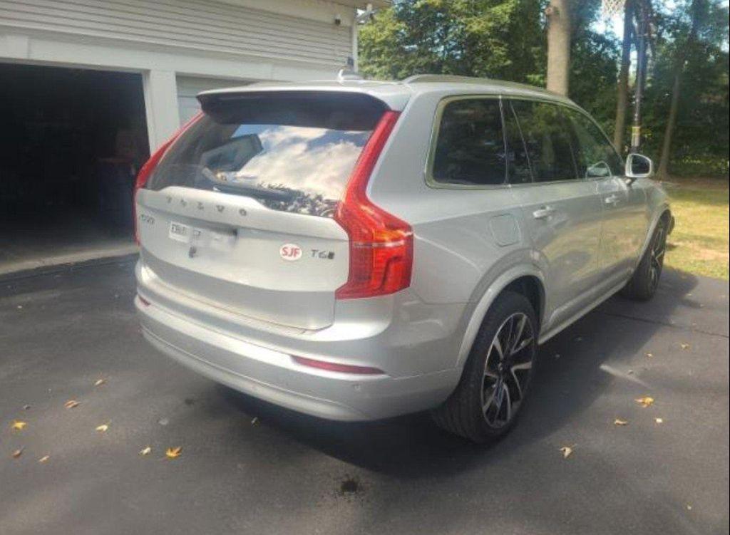 used 2022 Volvo XC90 car, priced at $37,490