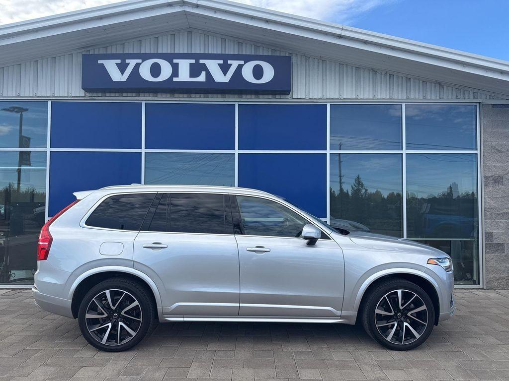 used 2022 Volvo XC90 car, priced at $37,690