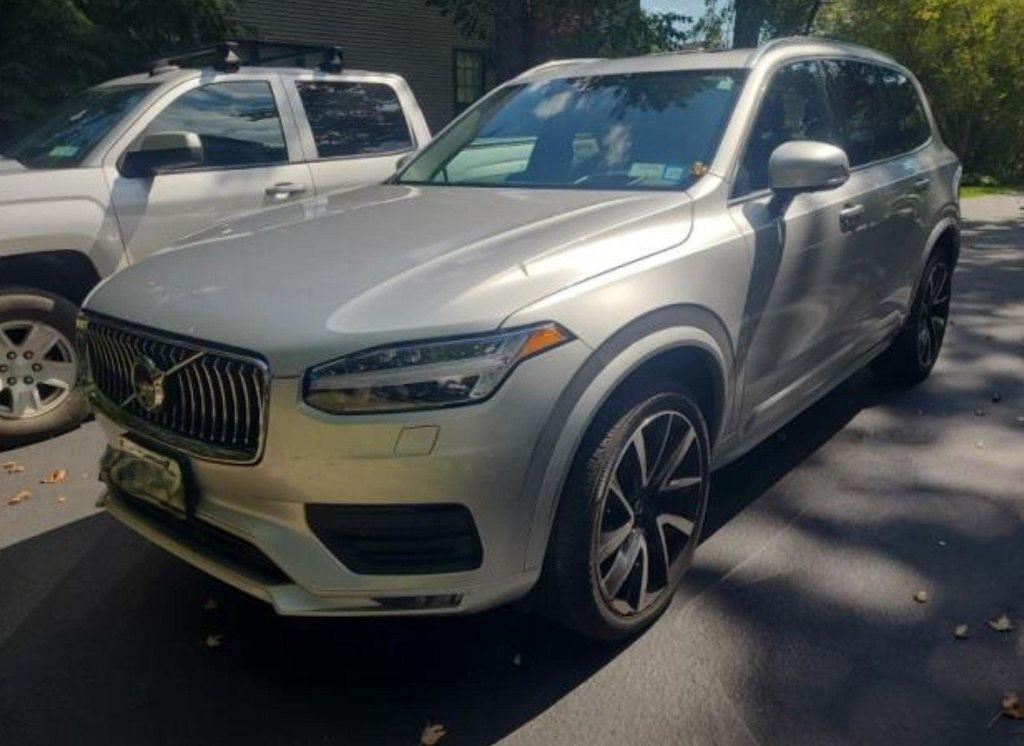 used 2022 Volvo XC90 car, priced at $37,490