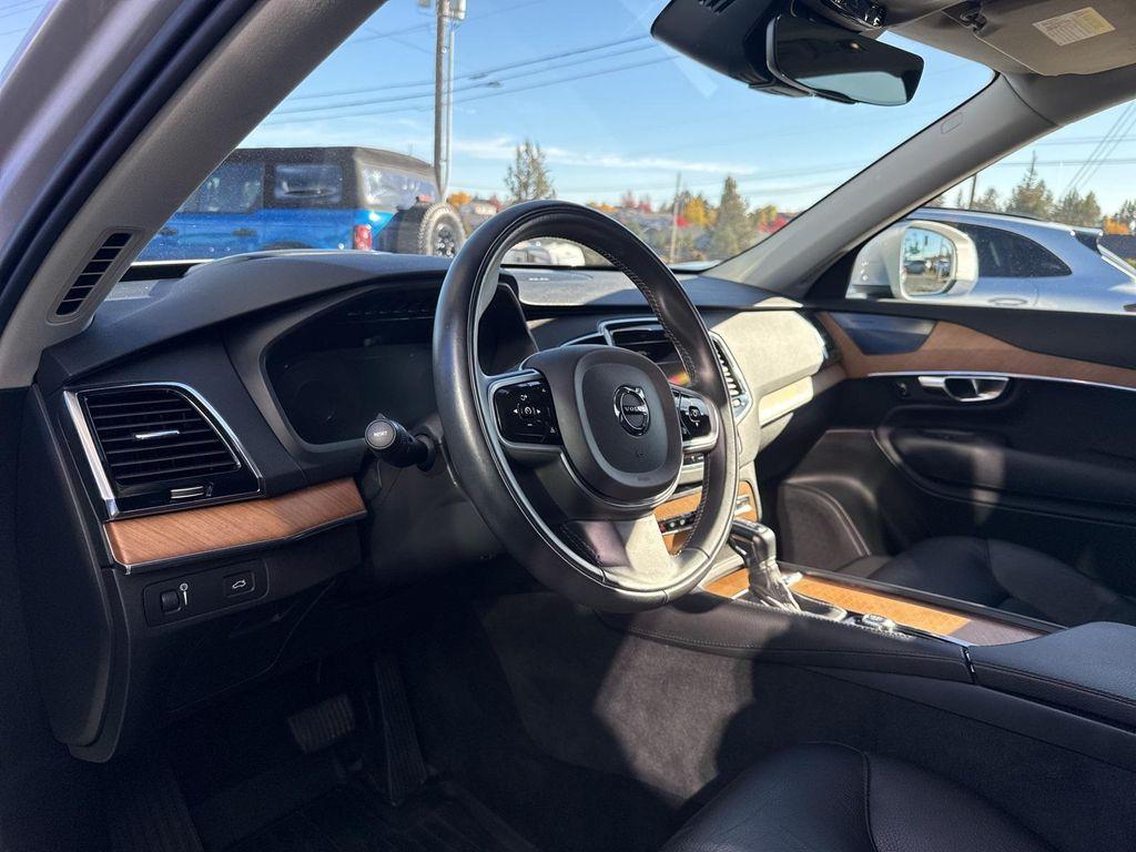 used 2022 Volvo XC90 car, priced at $37,490