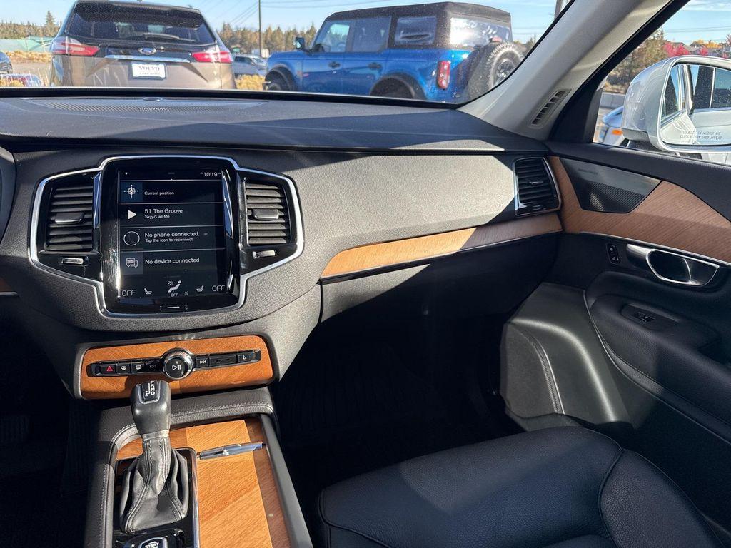 used 2022 Volvo XC90 car, priced at $37,490