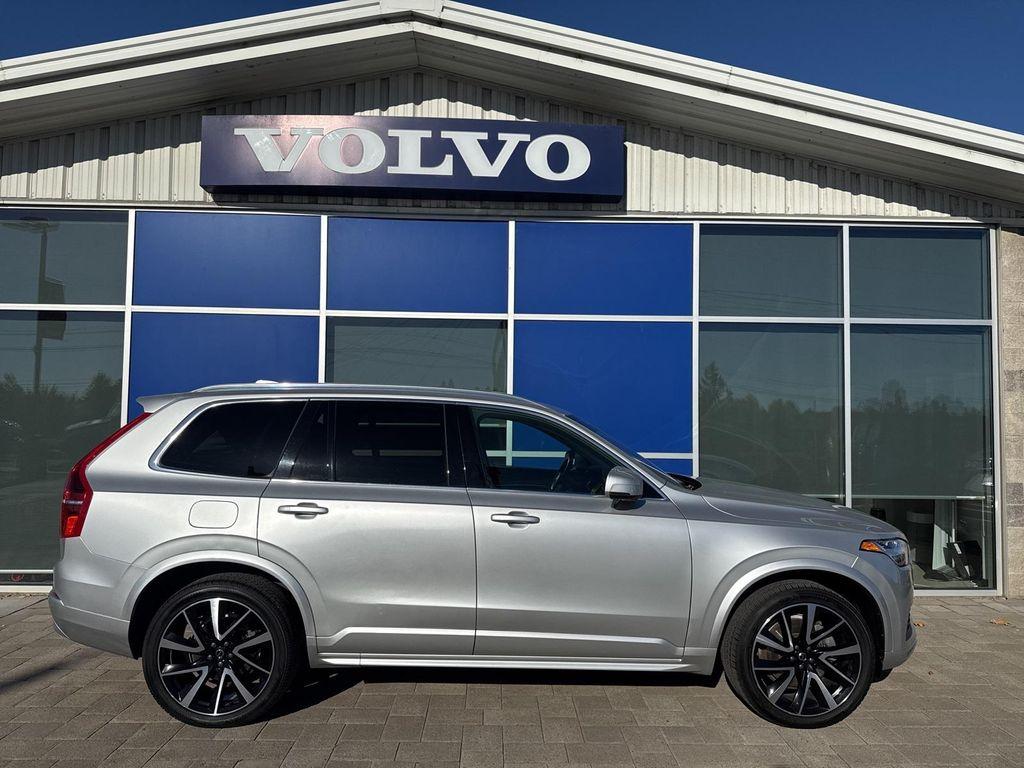 used 2022 Volvo XC90 car, priced at $37,490
