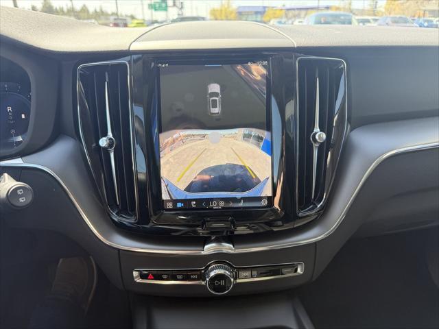 new 2025 Volvo XC60 car
