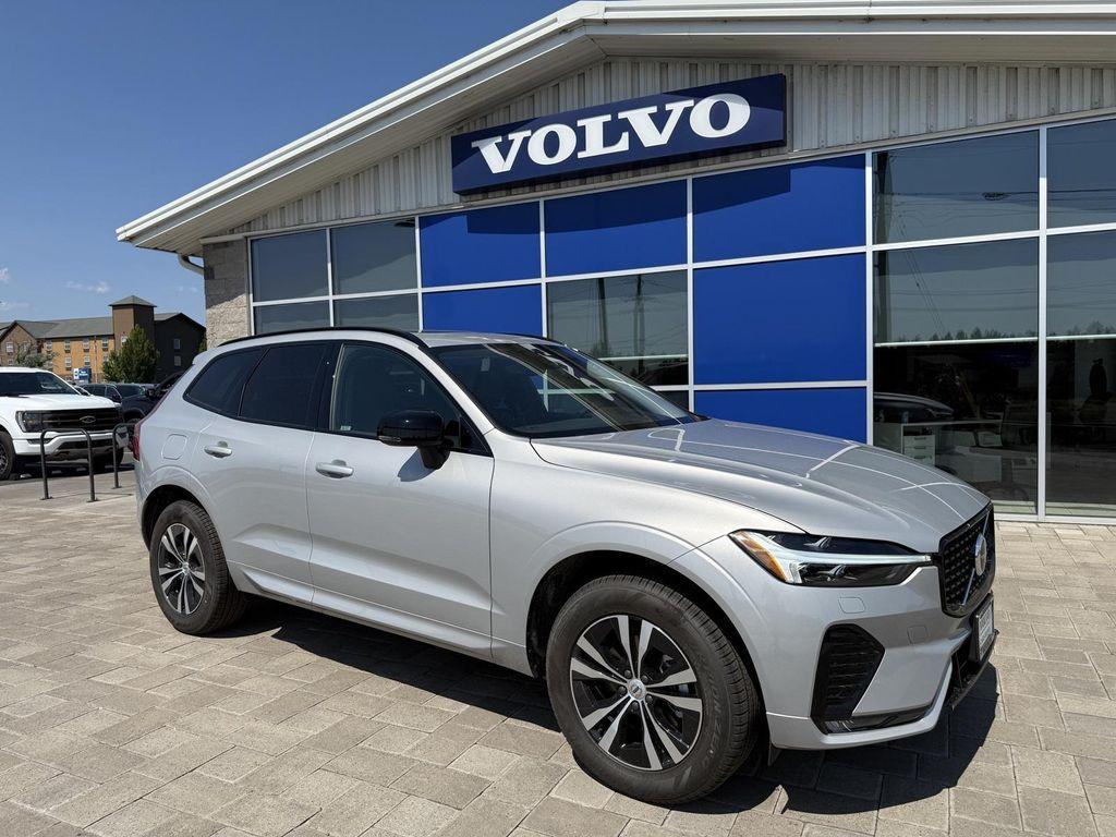 new 2025 Volvo XC60 car