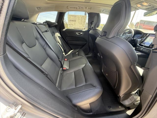 new 2025 Volvo XC60 car