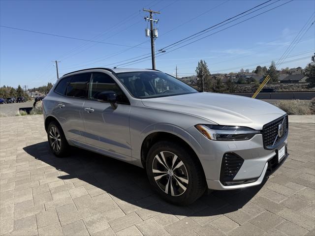 new 2025 Volvo XC60 car
