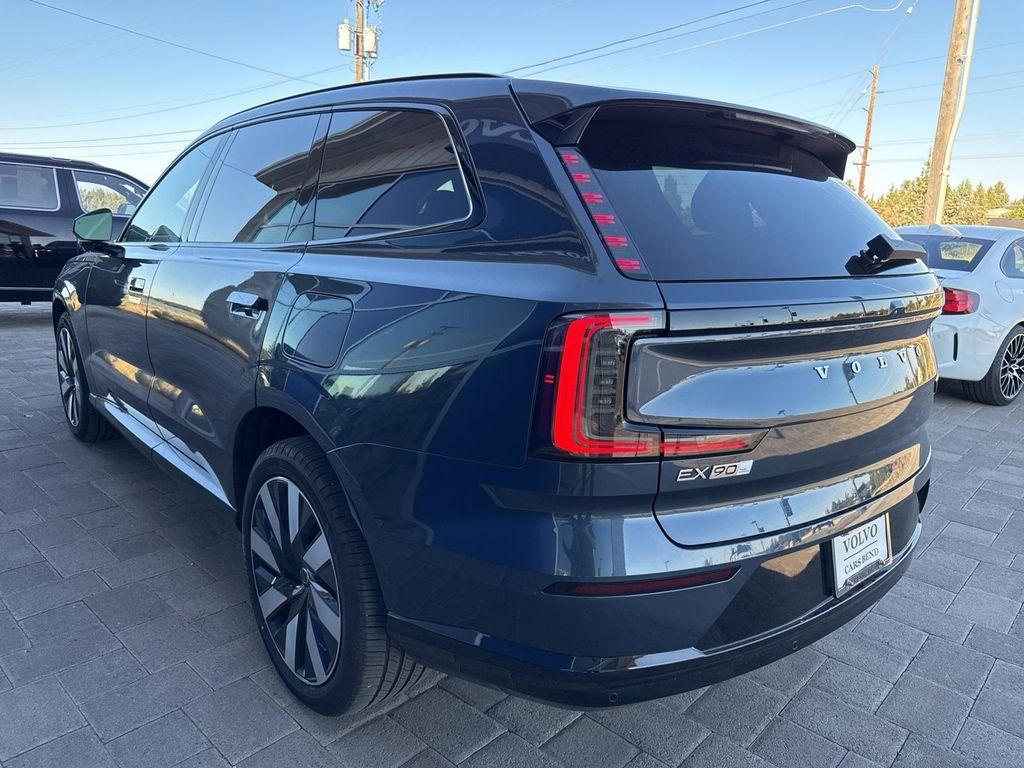 new 2025 Volvo EX90 car, priced at $91,367