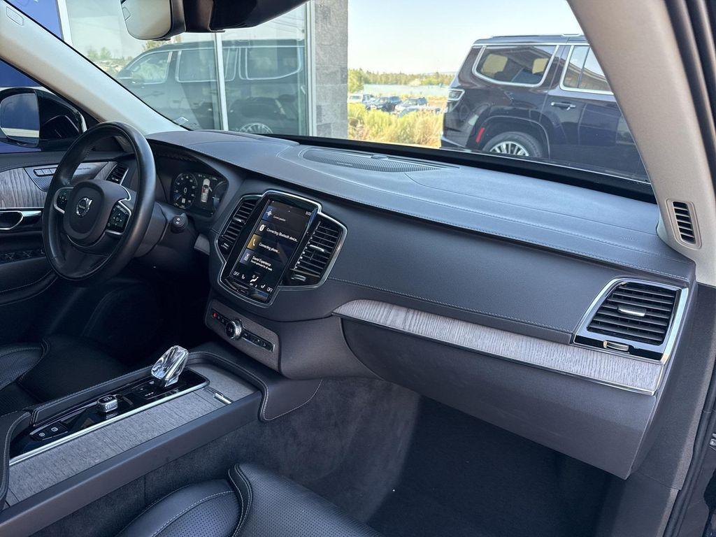 used 2022 Volvo XC90 Recharge Plug-In Hybrid car, priced at $46,190