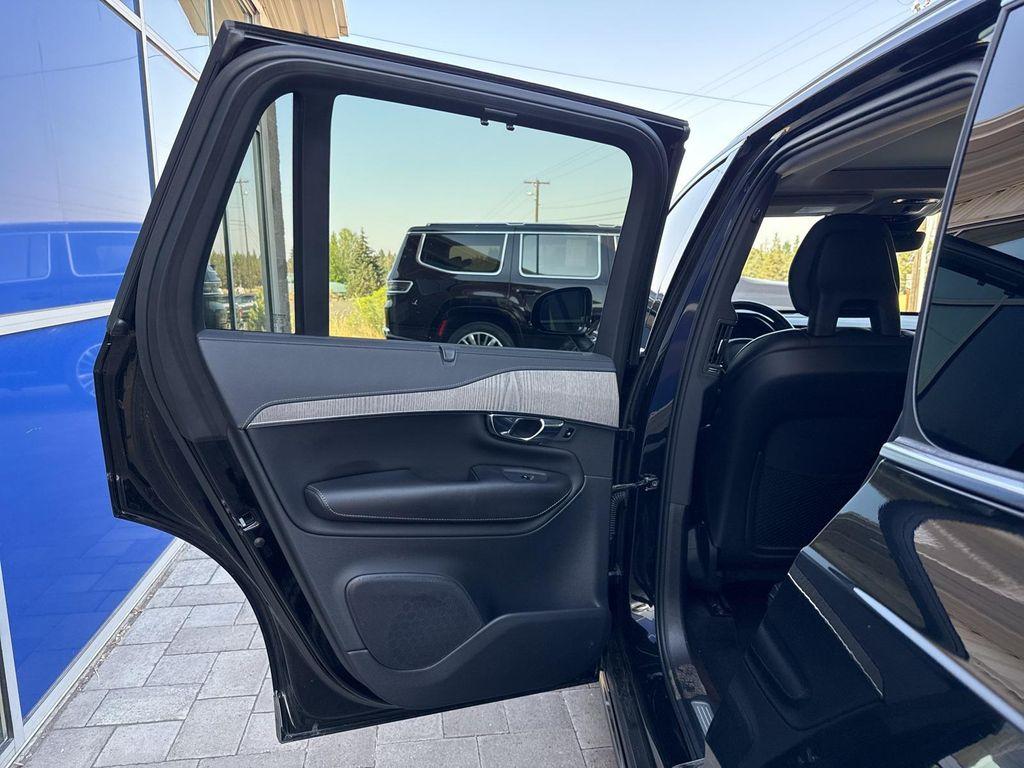 used 2022 Volvo XC90 Recharge Plug-In Hybrid car, priced at $46,190