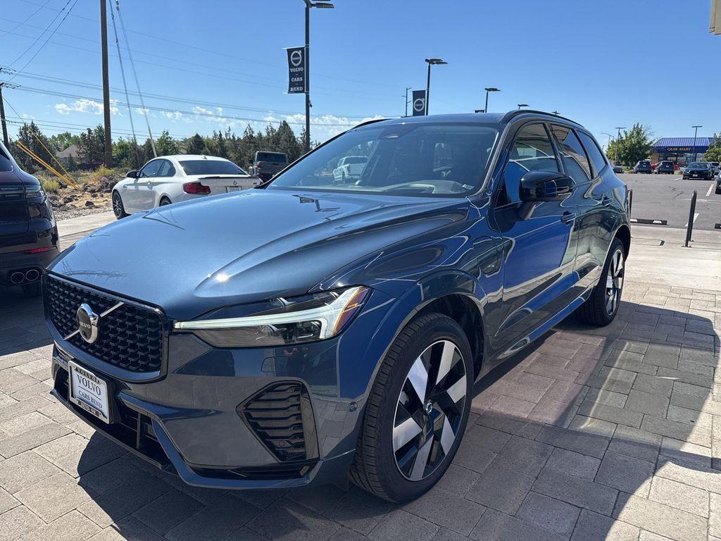used 2024 Volvo XC60 Recharge Plug-In Hybrid car, priced at $57,290