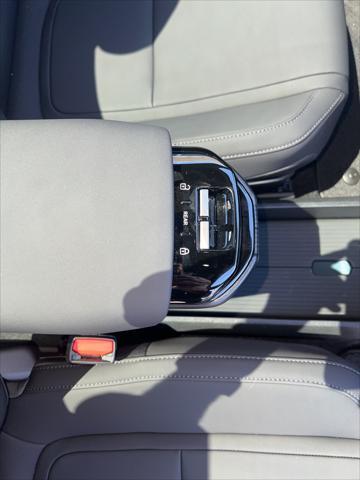 new 2025 Volvo EX30 car