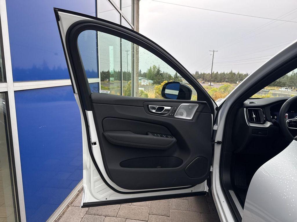new 2026 Volvo XC60 car, priced at $69,275