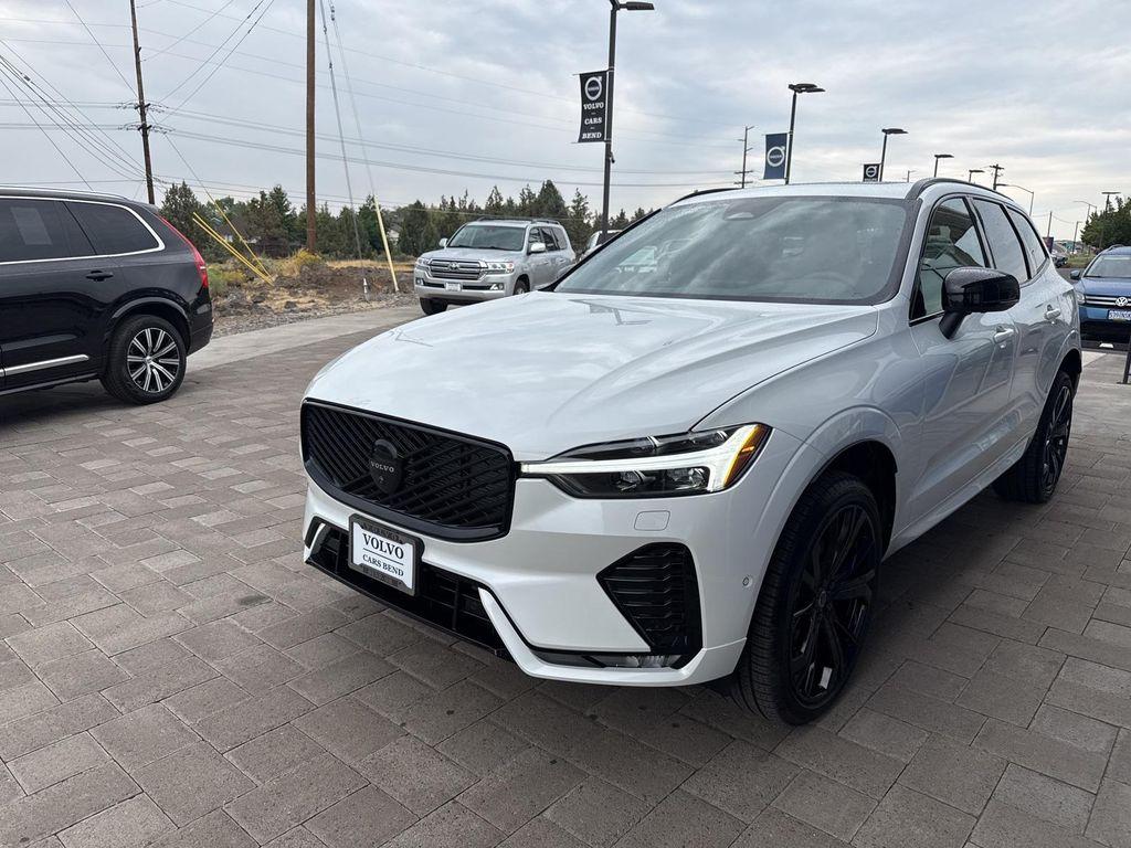 new 2026 Volvo XC60 car, priced at $69,275