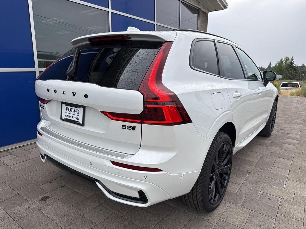 new 2026 Volvo XC60 car, priced at $69,275