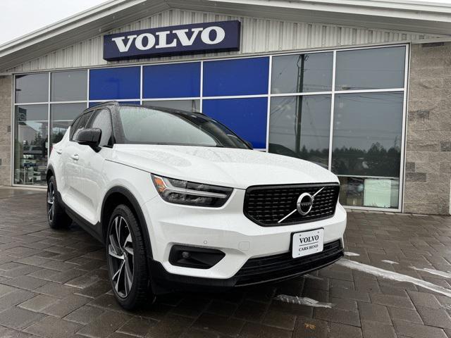 used 2020 Volvo XC40 car, priced at $31,219