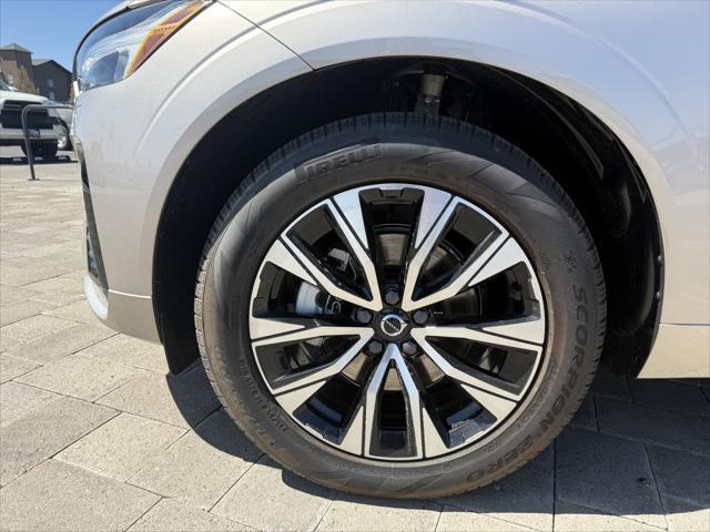 new 2025 Volvo XC60 car
