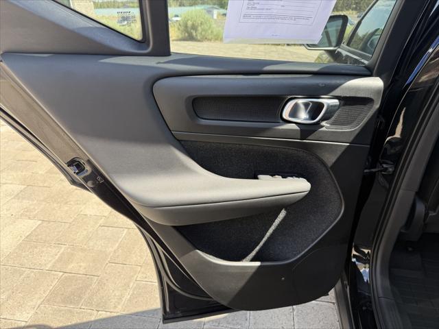 used 2019 Volvo XC40 car, priced at $22,490