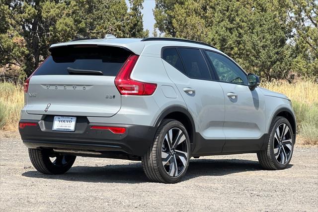 new 2025 Volvo XC40 car, priced at $49,945