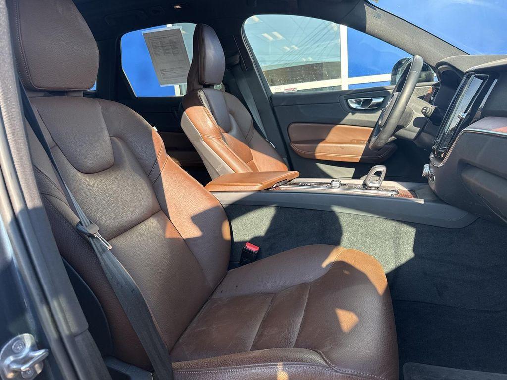 used 2023 Volvo XC60 car, priced at $39,490