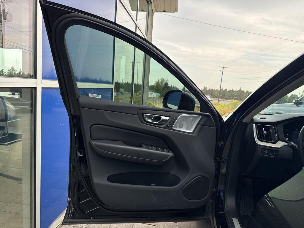 used 2022 Volvo XC60 Recharge Plug-In Hybrid car, priced at $42,790