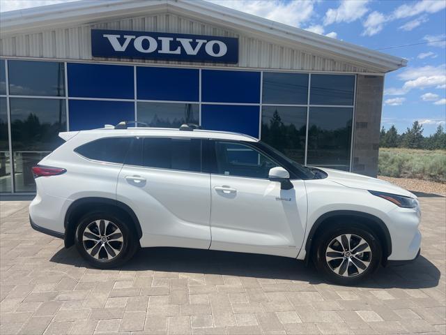 used 2021 Toyota Highlander Hybrid car, priced at $37,947