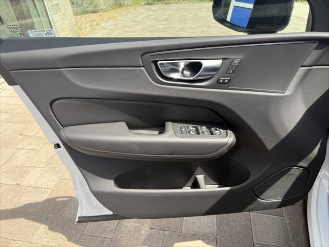 new 2025 Volvo XC60 Plug-In Hybrid car, priced at $61,685