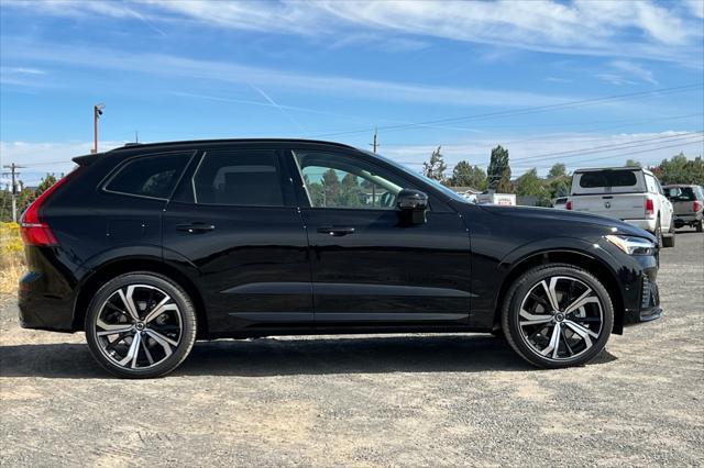 new 2025 Volvo XC60 car, priced at $60,635